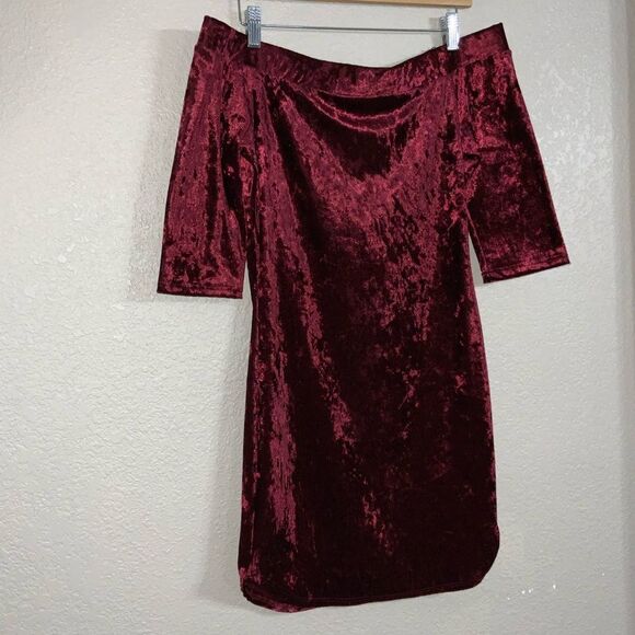 Off Shoulder Dress Ruby Crushed Velvet Size M - Picture 3 of 6